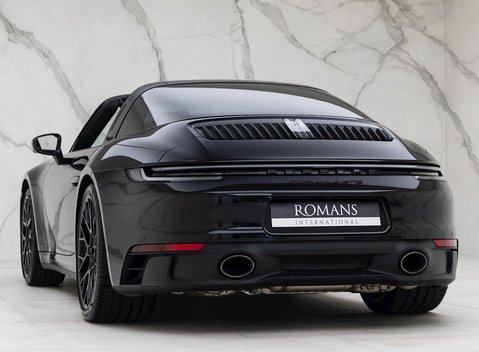 Porsche 911 (992) Targa 4 GTS 4