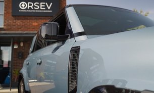 Land Rover Defender X-DYNAMIC HSE MHEV 3.0L Extended LR Warranty Tow Bar Pano Roof FLRSH  9