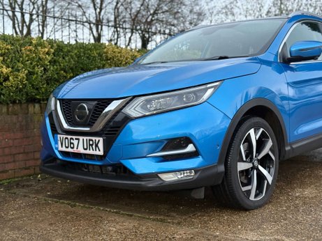 Nissan Qashqai 1.6 Qashqai Tekna dCi CVT 5dr 4