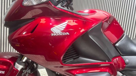 Honda NT700V Deauville ABS CBS 700 2010 32K VERY CLEAN TOURER LONG MOT LUGGAGE 18