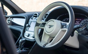 Bentley Bentayga V8 Diesel 11