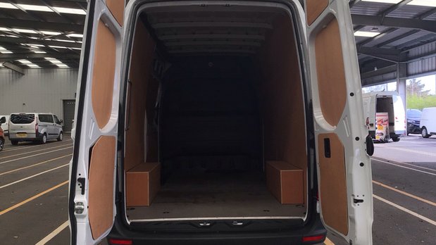 Mercedes-Benz Sprinter AUTO MWB L2H2 High Roof Pro Air Con Camera EURO 6 5