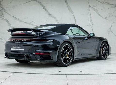 Porsche 911 Turbo S Cabriolet (992) 5