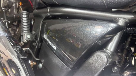 Kawasaki Vulcan 900 2017 ONLY 11K SERVICED LIGHTWEIGHT CRUISER BIKE 900CC 24