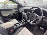Kia Sportage CRDI GT-LINE ISG MHEV 8