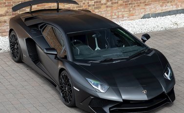 Lamborghini Aventador SV LP 750-4 Coupe 10