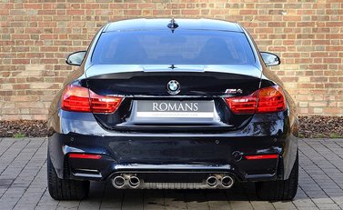 BMW M4 Coupe 12