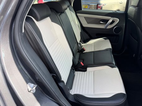 Land Rover Discovery Sport 1.5 P300e 12.2kWh R-Dynamic S 5dr Petrol Plug-in Hybrid 4WD Euro 6 (309 ps) 42
