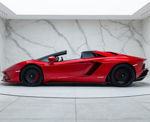 Lamborghini Aventador S LP 740-4 ROADSTER 