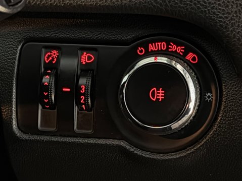 Vauxhall Insignia SE NAV CDTI 22