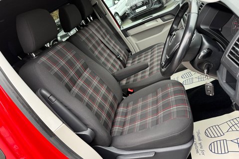 Volkswagen Transporter T30 TDI P/V HIGHLINE BMT DSG 6 SEAT KOMBI CONVERSION -NO VAT 28