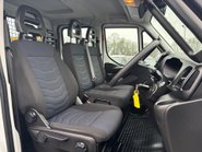 Iveco Daily 70C18D Crew Cab Dropside with Hiab X-Hiduo 062 Crane 4