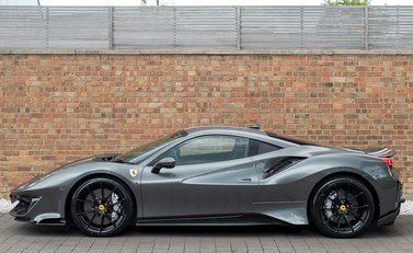 Ferrari 488 Pista 2