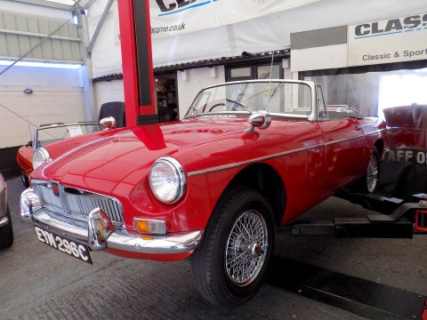 MG MGB MK1 'Pull Door Handle' ROADSTER 26
