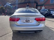 Jaguar XE SPORT 9