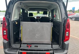 Citroen Berlingo BLUEHDI FEEL M WHEELCHAIR RAMP 34