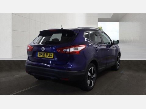 Nissan Qashqai 1.2 DIG-T N-Connecta 2WD Euro 6 (s/s) 5dr 6