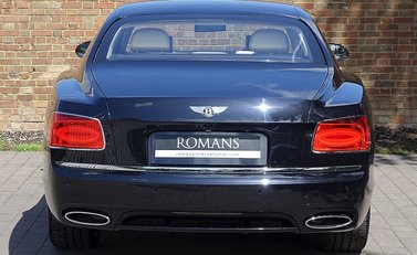 Bentley Flying Spur W12 Mulliner 9