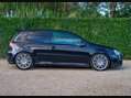 Volkswagen Golf 3.2 Golf R32 Semi-Auto 4WD 3dr 2