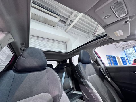 Nissan Qashqai 1.3 DIG-T N-Connecta Euro 6 (s/s) 5dr 27