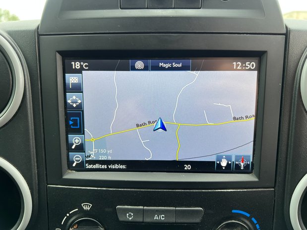 Peugeot Partner SWB L1H1 Low Roof Professional Air Con EURO 6 NO VAT 29