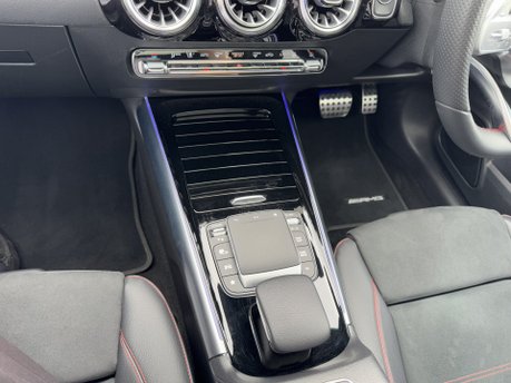 Mercedes-Benz EQA EQA 250 66KWH AMG Line Premium Auto Electric PAN ROOF/PARKTRONIC/SAT NAV 13