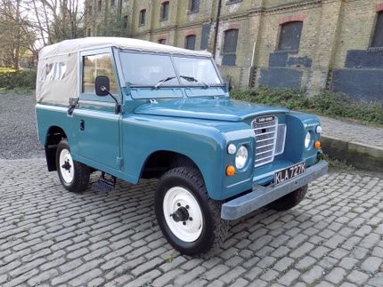 Land Rover 88 Series 111 Petrol + 7 Seats