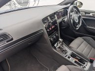 Volkswagen Golf R TSI 4MOTION DSG 15