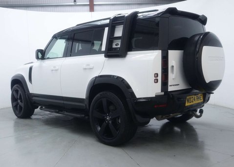 Land Rover Defender 3.0 Defender X-Dynamic HSE D MHEV A 4WD 5dr 18