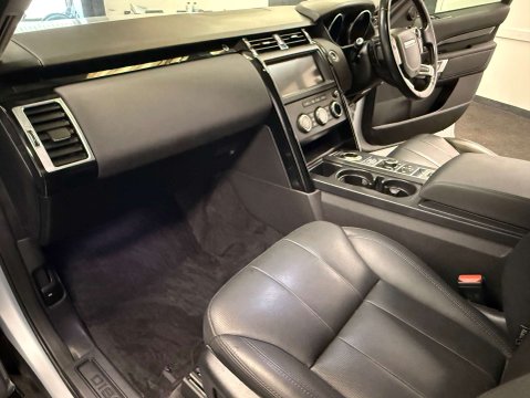 Land Rover Discovery 3.0 Discovery SE SD6 Auto 4WD 34