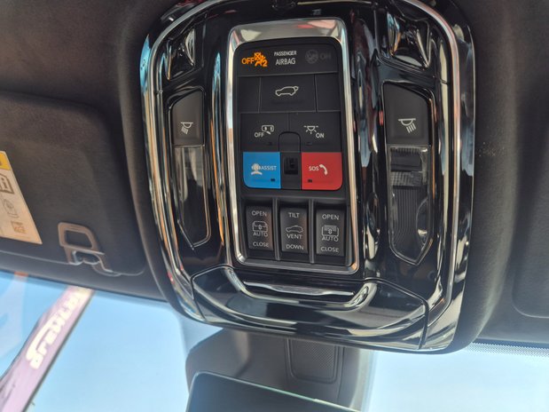 Jeep Grand Cherokee SUMMIT RESERVE 31