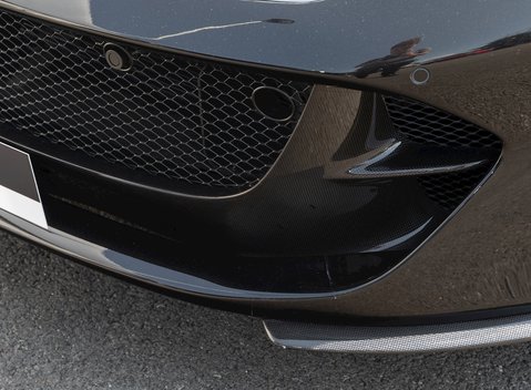 Ferrari 812 Superfast 26