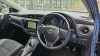 Toyota Auris 1.8 VVT-h Business Edition Hatchback 5dr Petrol Hybrid CVT Euro 6 (s/s) (Sa 10