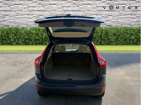 Volvo XC60 2.0 XC60 SE Luxury D4 Auto 5dr 16