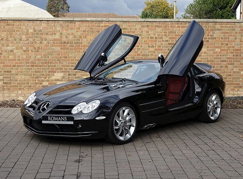 Mercedes-Benz SLR McLaren 11