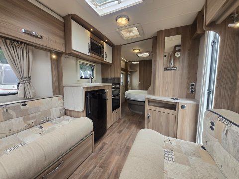Swift Lifestyle 4 SB SR 8