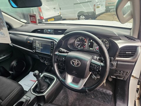 Toyota Hilux ICON 4WD D-4D DCB 7