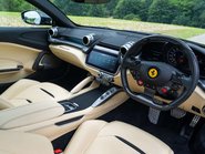 Ferrari GTC4 Lusso T 10