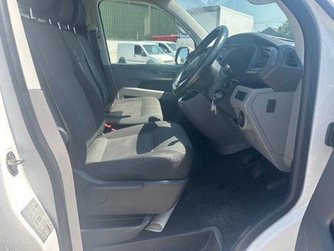 Volkswagen Transporter T30 TDI P/V HIGHLINE 11