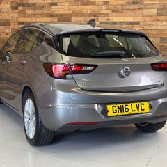 Vauxhall Astra 1.4i Turbo Elite Nav Hatchback 5dr Petrol Auto Euro 6 (s/s) (150 ps) 2
