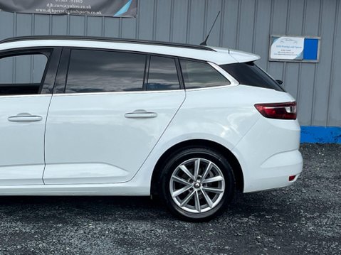 Renault Megane 1.5 Blue dCi Play Sport Tourer Euro 6 (s/s) 5dr 19