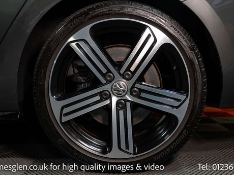 Volkswagen Golf 2.0 Golf R TSi Semi-Auto 4WD 5dr 23
