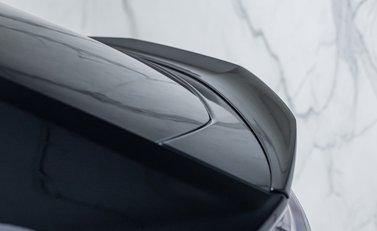 Lamborghini Urus SE 42