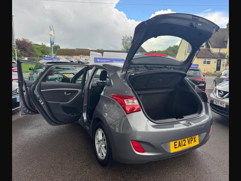 Hyundai i30 1.6 CRDi Blue Drive Active Euro 5 (s/s) 5dr 32