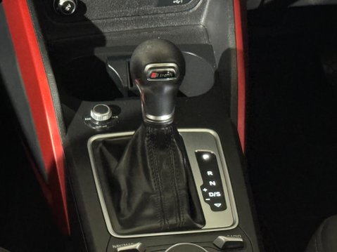 Audi Q2 TDI SPORT 14