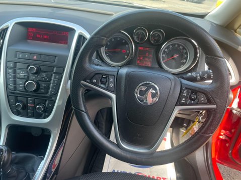 Vauxhall Astra 1.4 16v SRi Euro 5 5dr 16