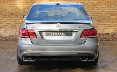 Mercedes-Benz E Class AMG 12