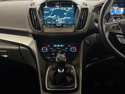 Ford Kuga ZETEC TDCI 14