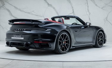 Porsche 911 Turbo Cabriolet (992) 9