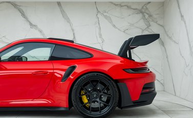 Porsche 911 GT3 RS (992) 48